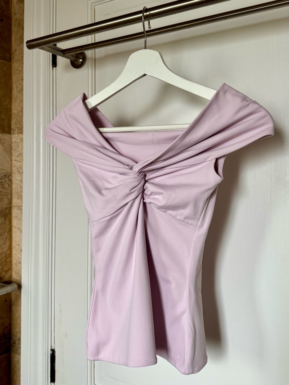Aritzia Contour Twist Off-Shoulder Top - Sugarplum Lilac, XS, NWOT